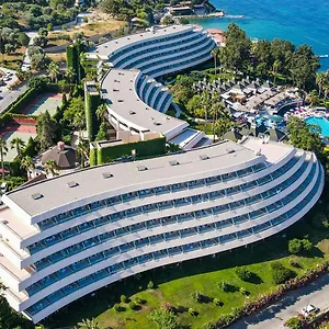 https://the-grand-blue-sky-international.aegeanhotels.net
